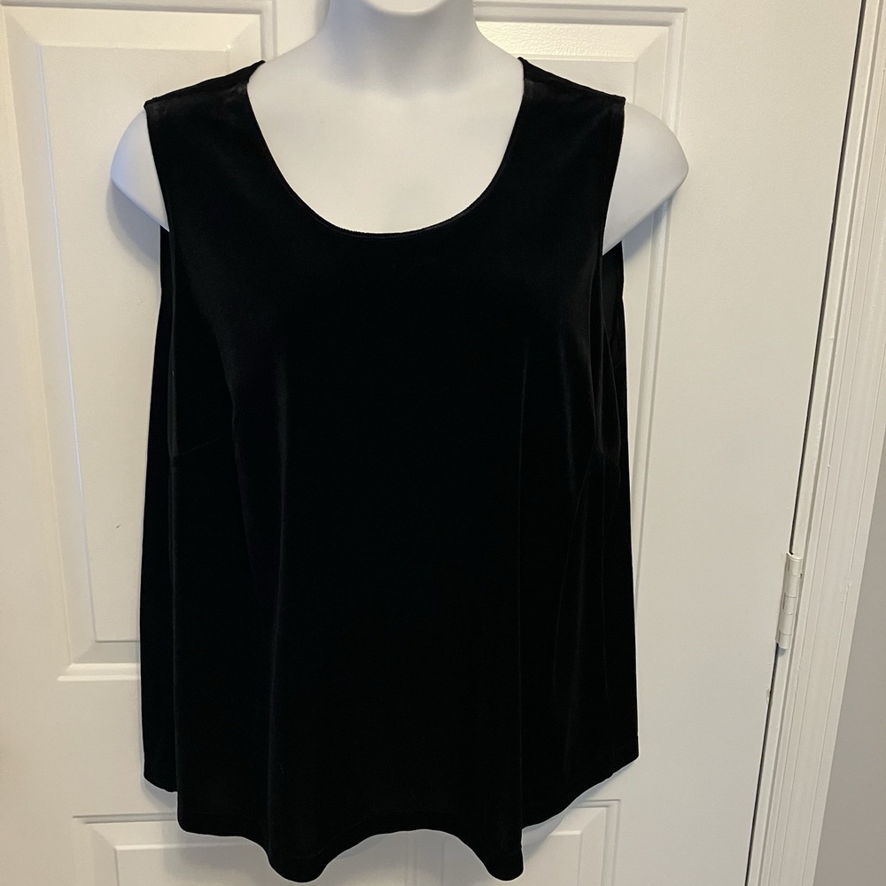 Laura Ashley Woman Plus Sz 3X Tank Top Shirt Sleeveless Black Velvet Blouse‎
